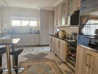  of property in Bendor