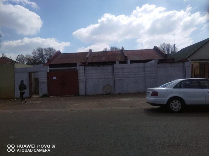 15 Bedroom House for Sale For Sale in Bezuidenhout Valley - MR692056