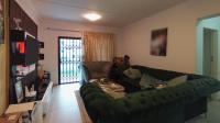 Lounges - 14 square meters of property in Erand Gardens