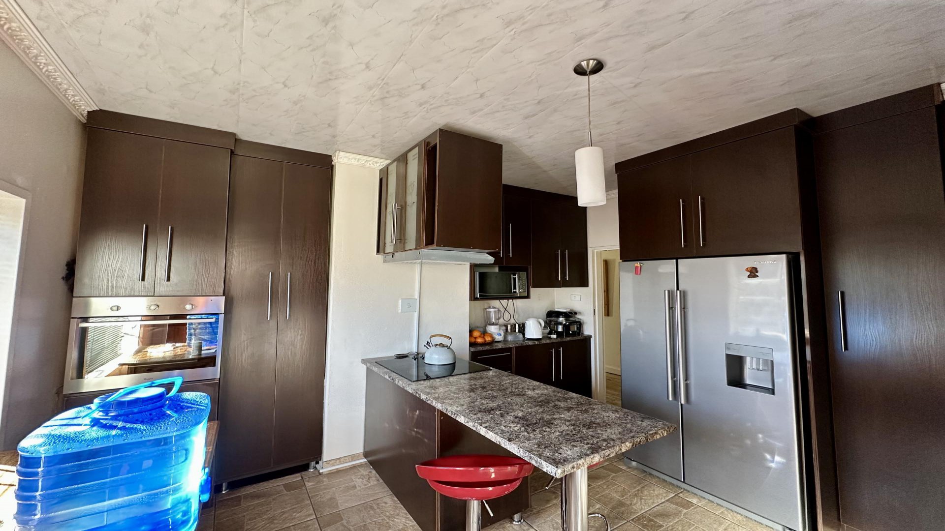 Kitchen of property in Ehrlich Park