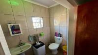 Bathroom 2 of property in Ehrlich Park