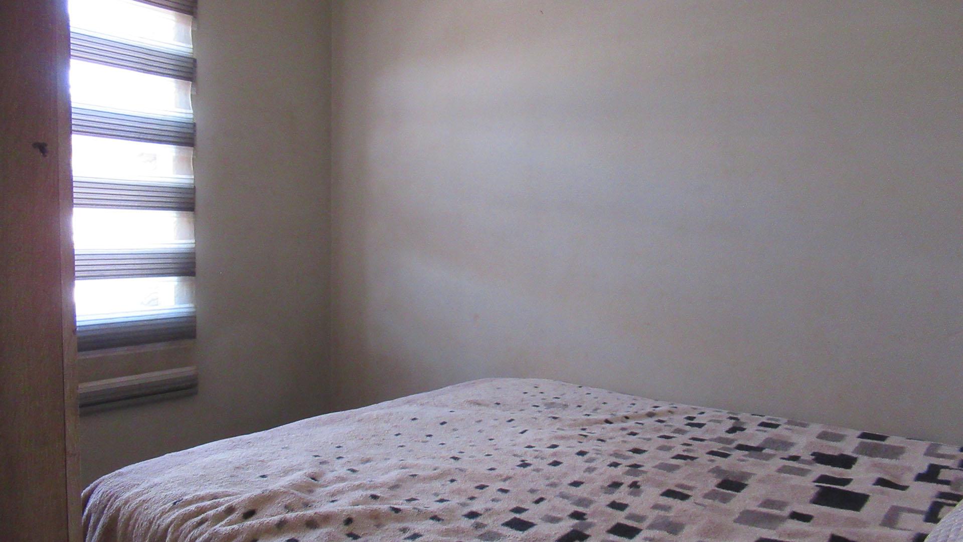 Bed Room 2 - 7 square meters of property in Protea Glen