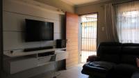 Lounges - 13 square meters of property in Protea Glen