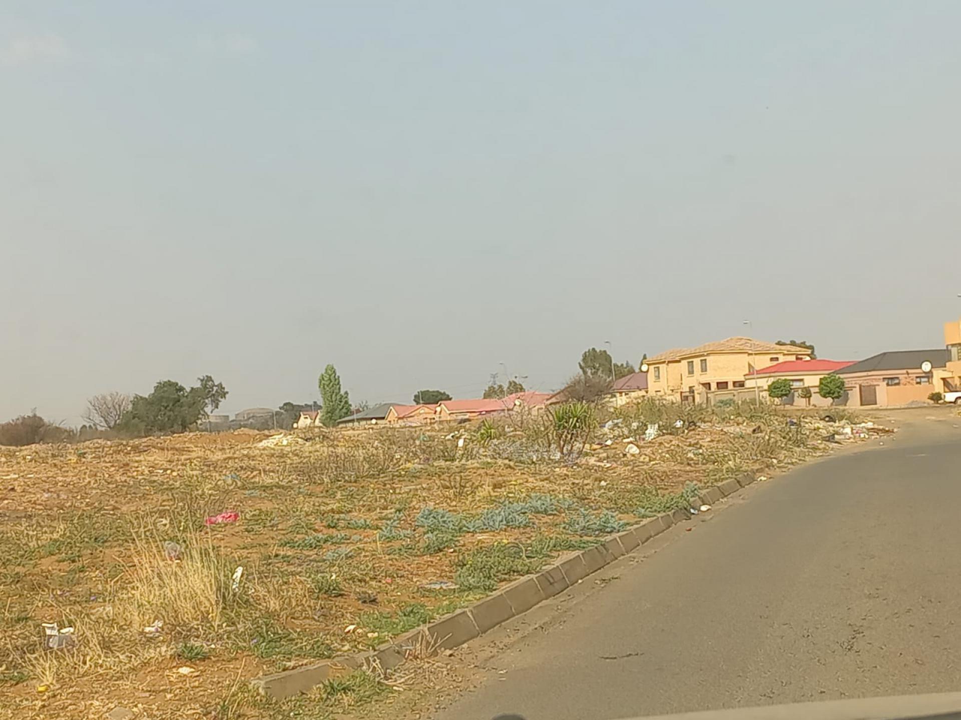  of property in Vista Park