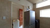 Kitchen - 9 square meters of property in Darrenwood