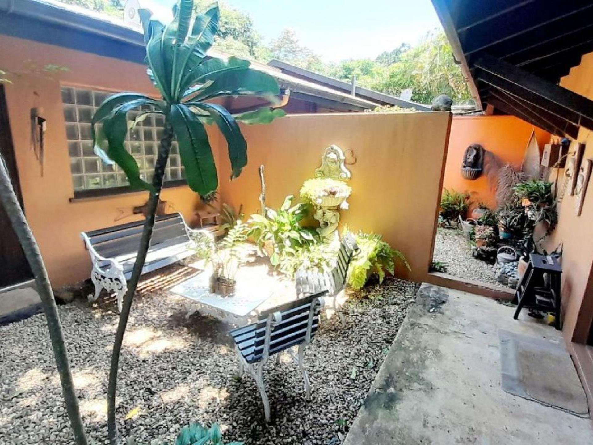  of property in La Lucia