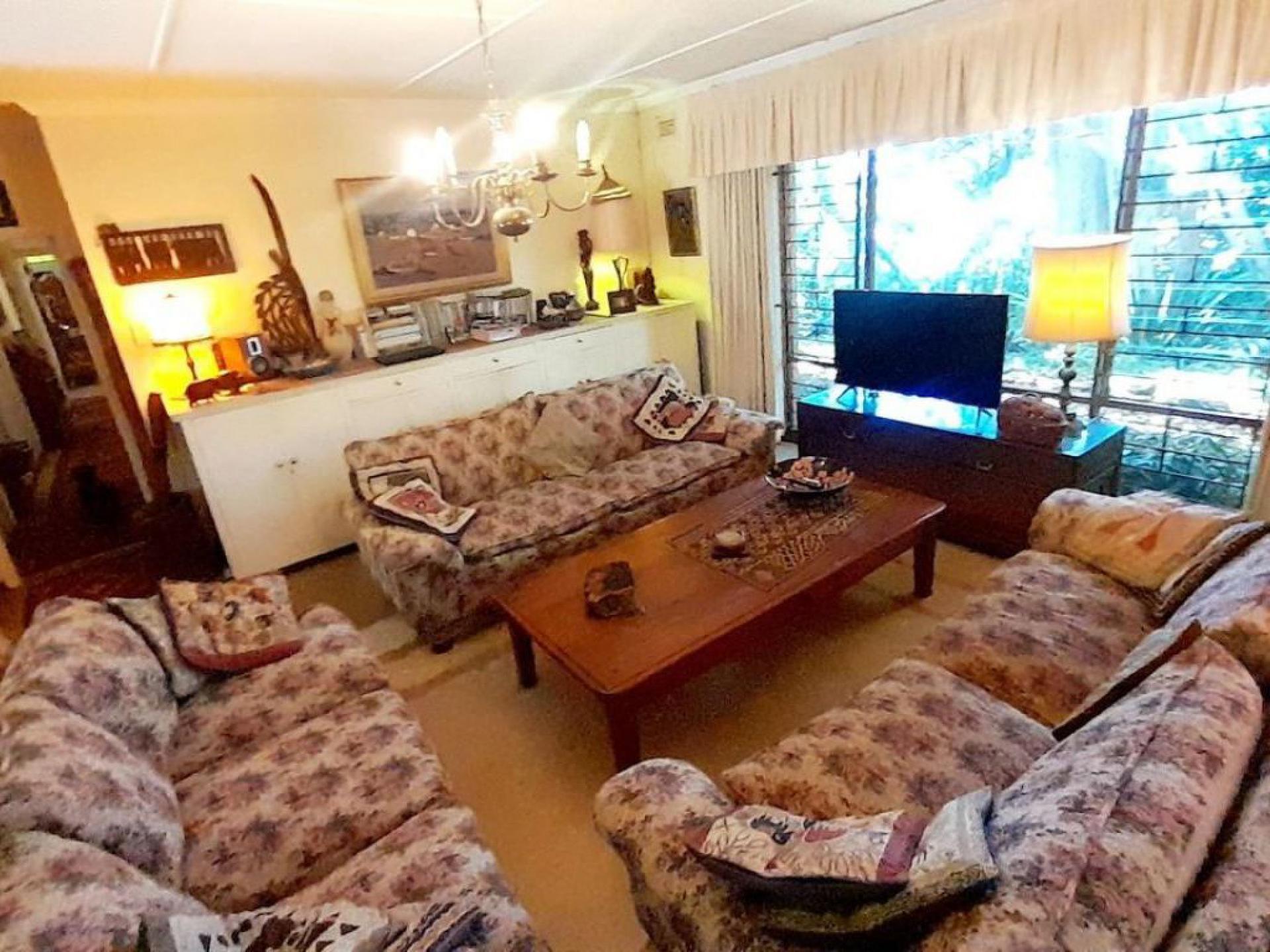  of property in La Lucia