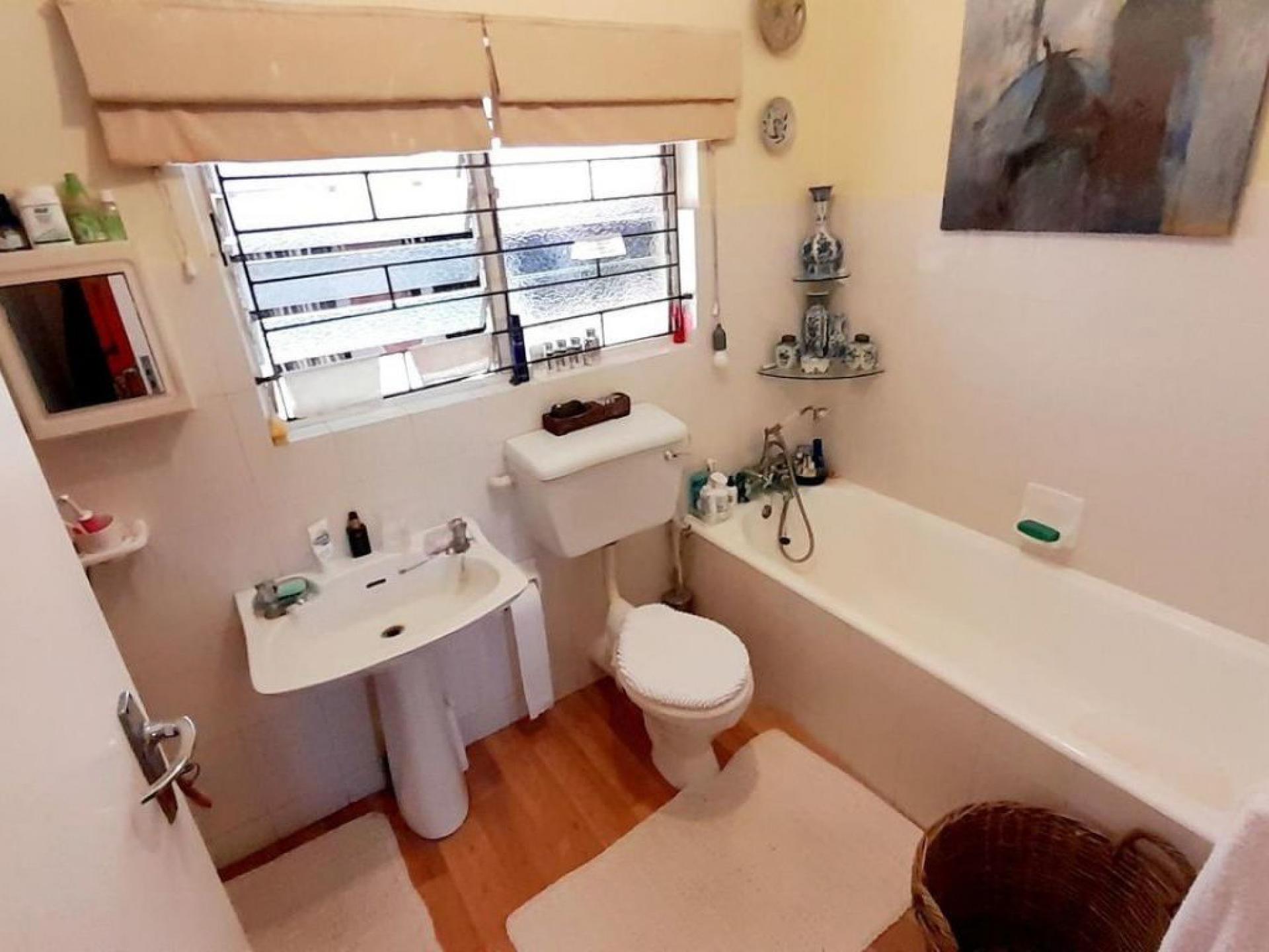  of property in La Lucia