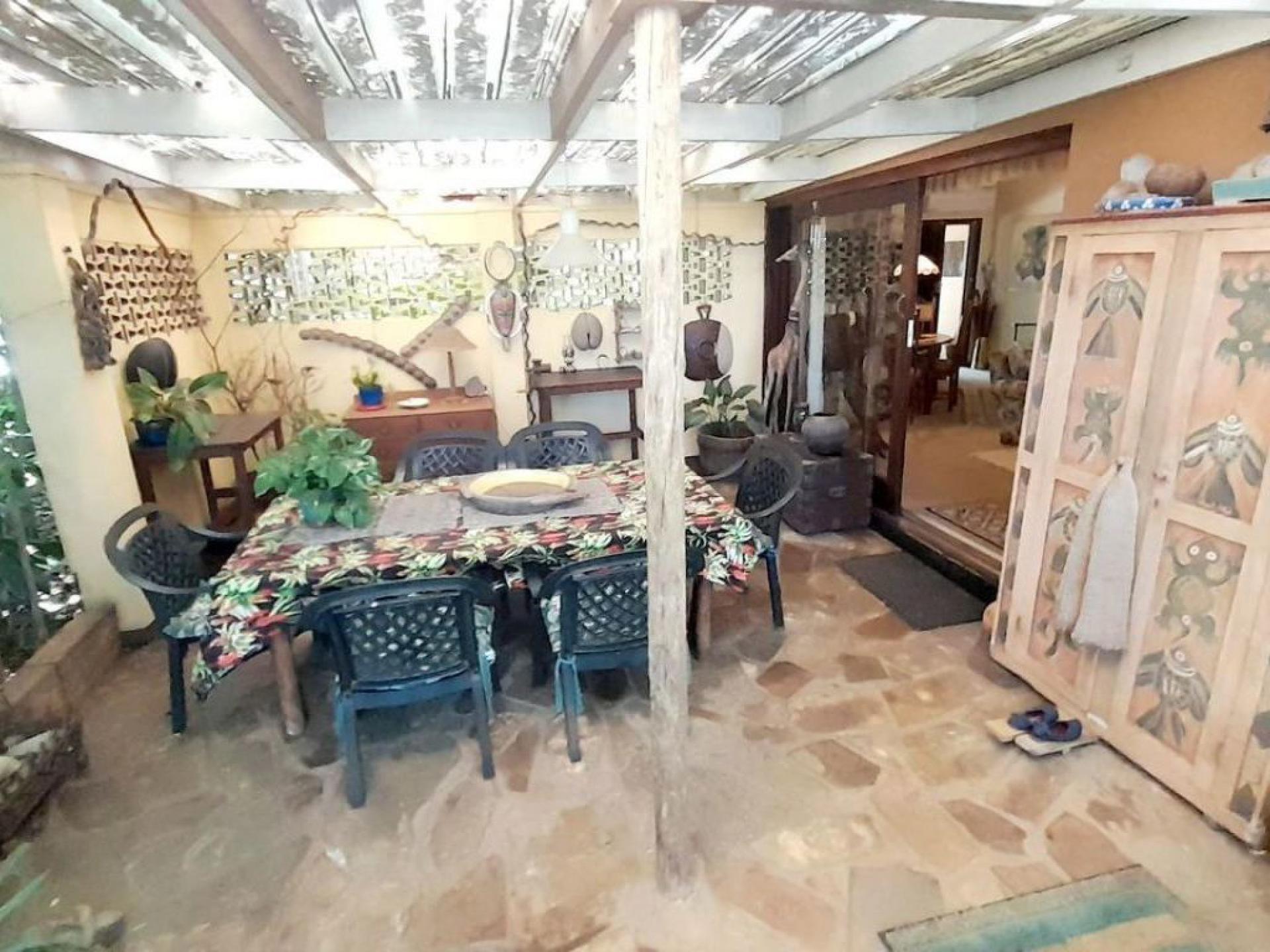  of property in La Lucia