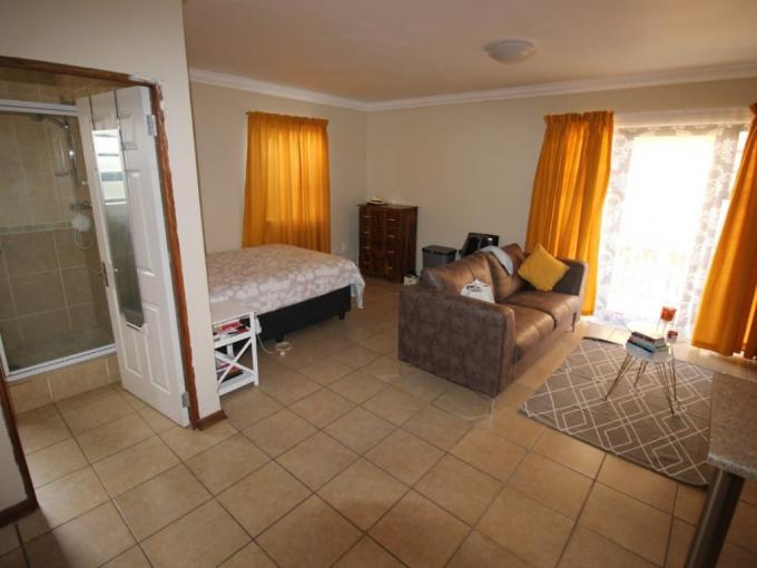 1 Bedroom Apartment for Sale For Sale in Bloemfontein - MR692195