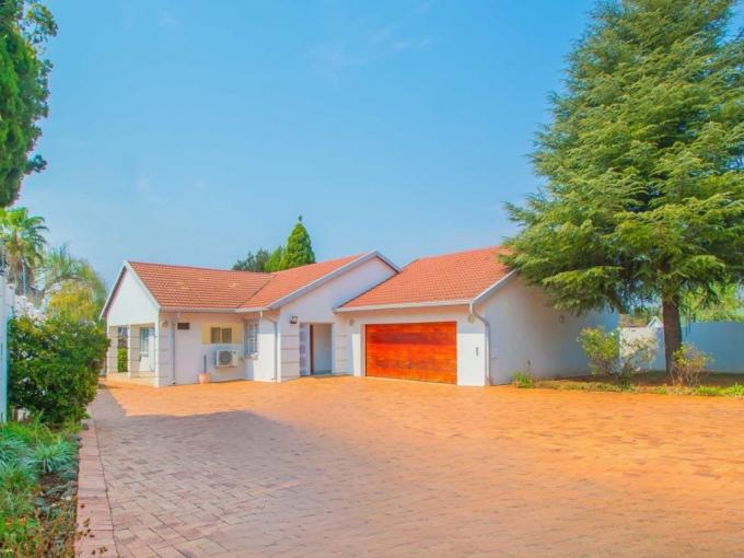 3 Bedroom House for Sale For Sale in Sundowner - MR692196