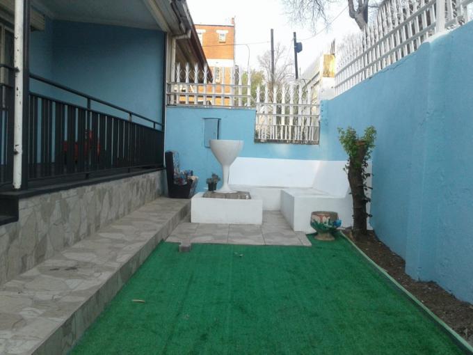 7 Bedroom House for Sale For Sale in Rosettenville - MR692222