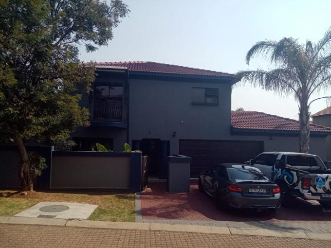 5 Bedroom Cluster to Rent in Homes Haven - Property to rent - MR692247