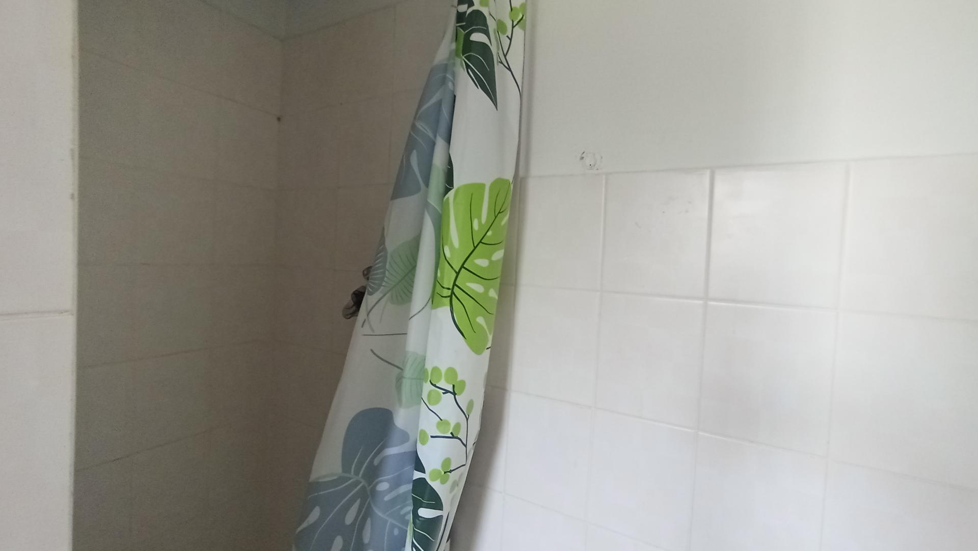 Bathroom 1 - 5 square meters of property in Manaba Beach