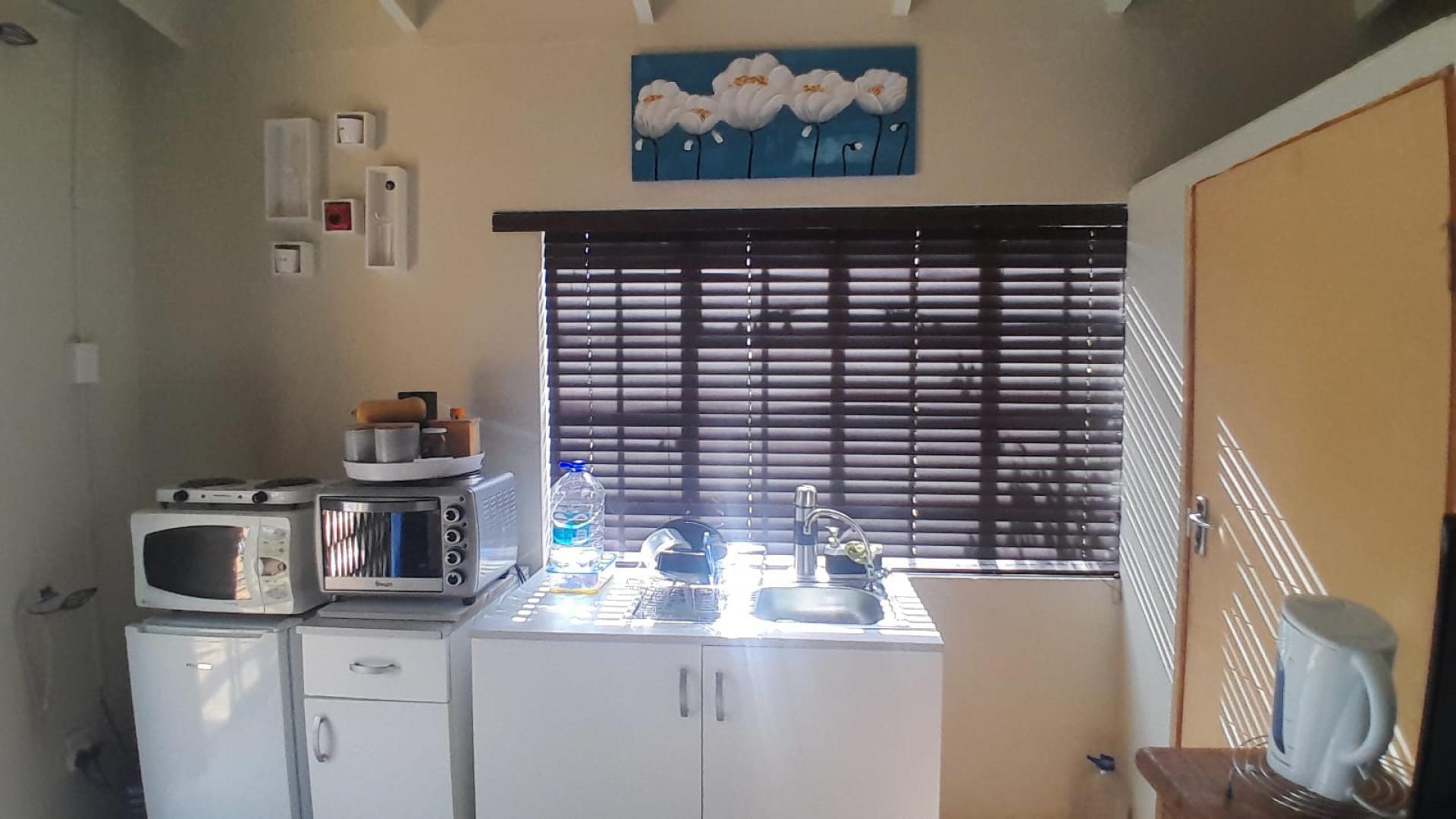 Kitchen of property in Magaliesburg