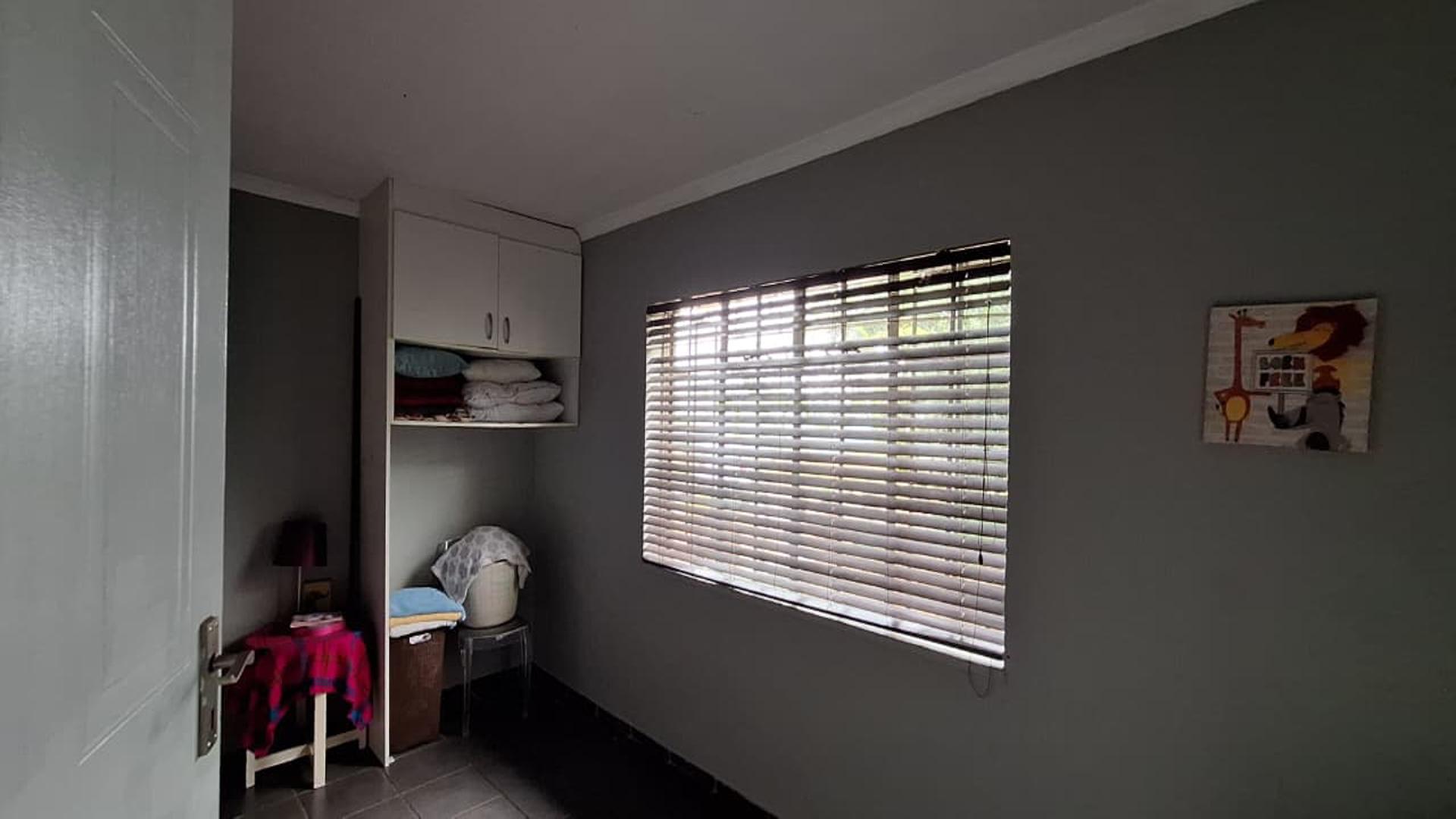 Bed Room 2 - 20 square meters of property in Magaliesburg