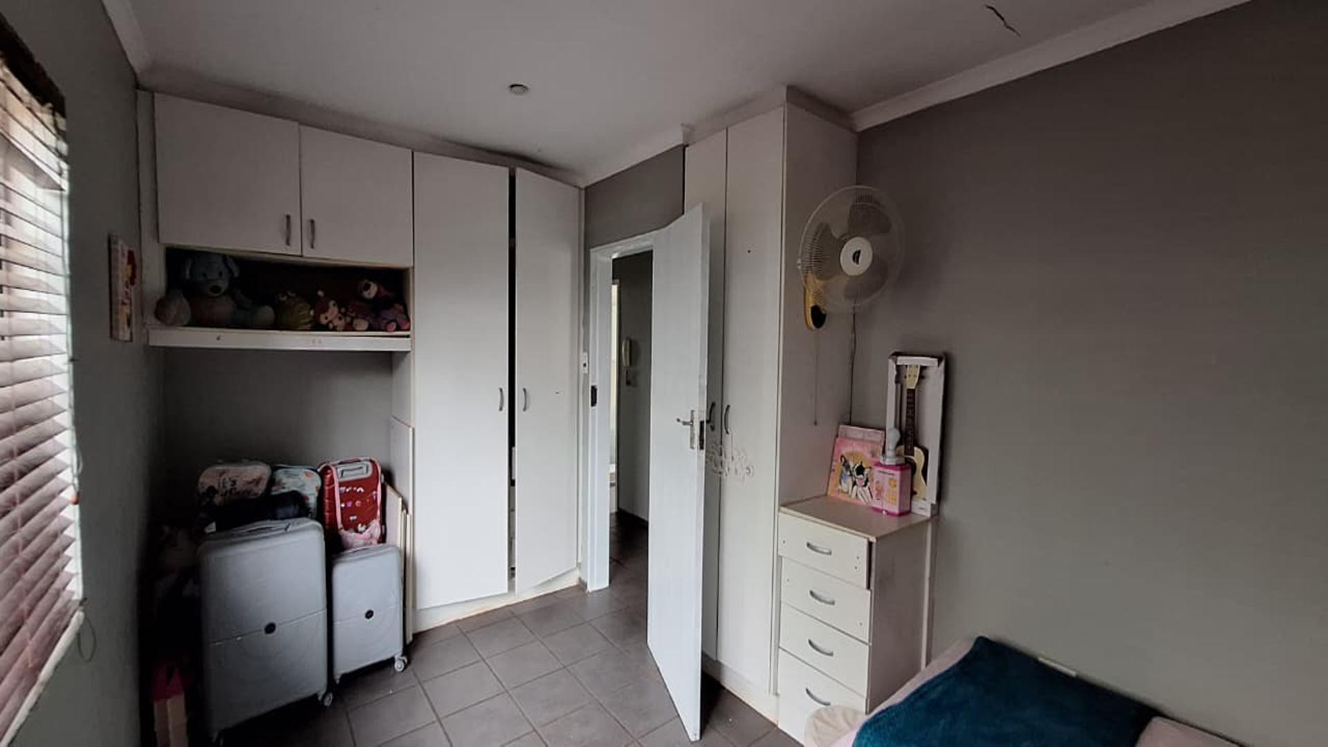 Bed Room 2 - 20 square meters of property in Magaliesburg