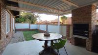 Patio - 18 square meters of property in Montana