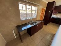  of property in La Hoff