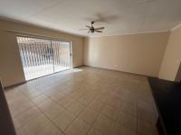  of property in La Hoff