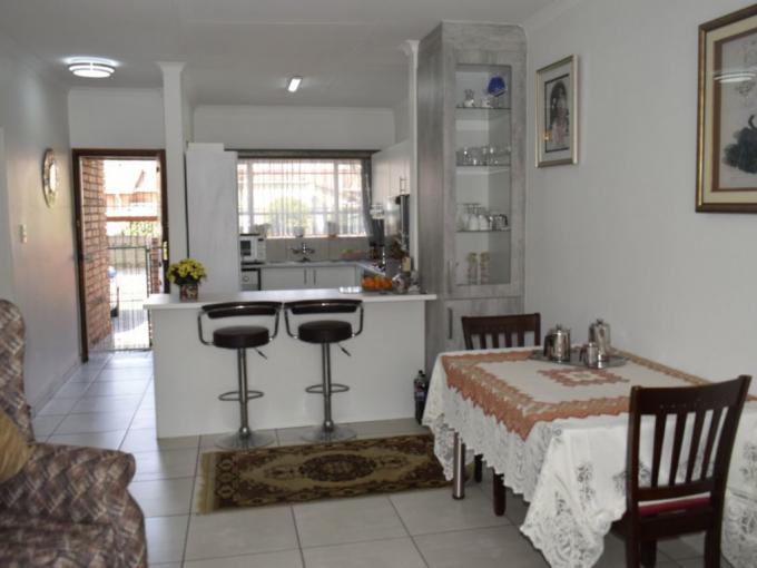 2 Bedroom Simplex for Sale For Sale in Beyers Park - MR692338