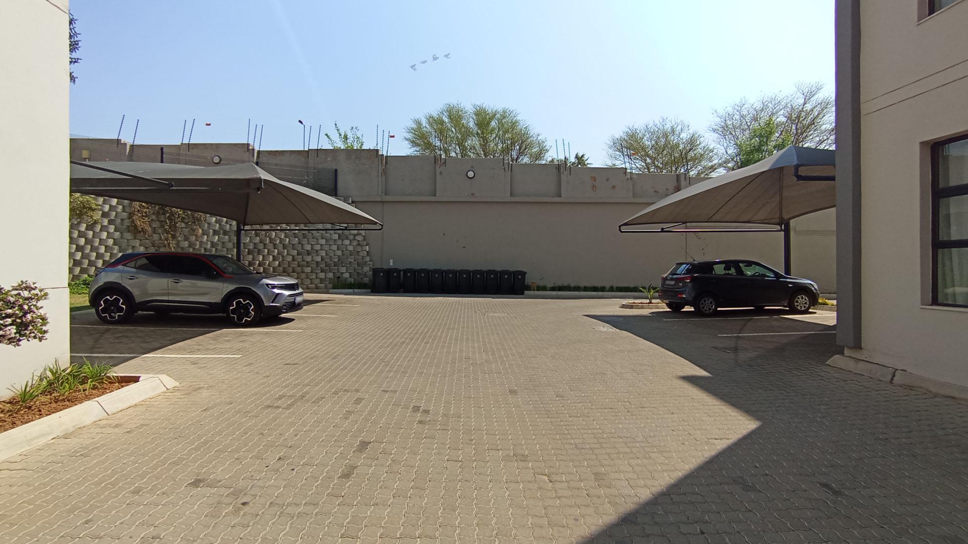 Front View of property in Midridge Park