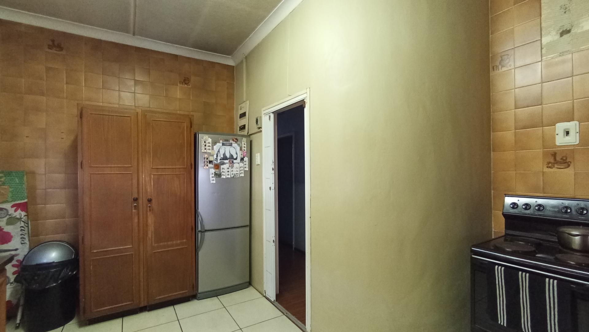 Kitchen - 20 square meters of property in Florida North