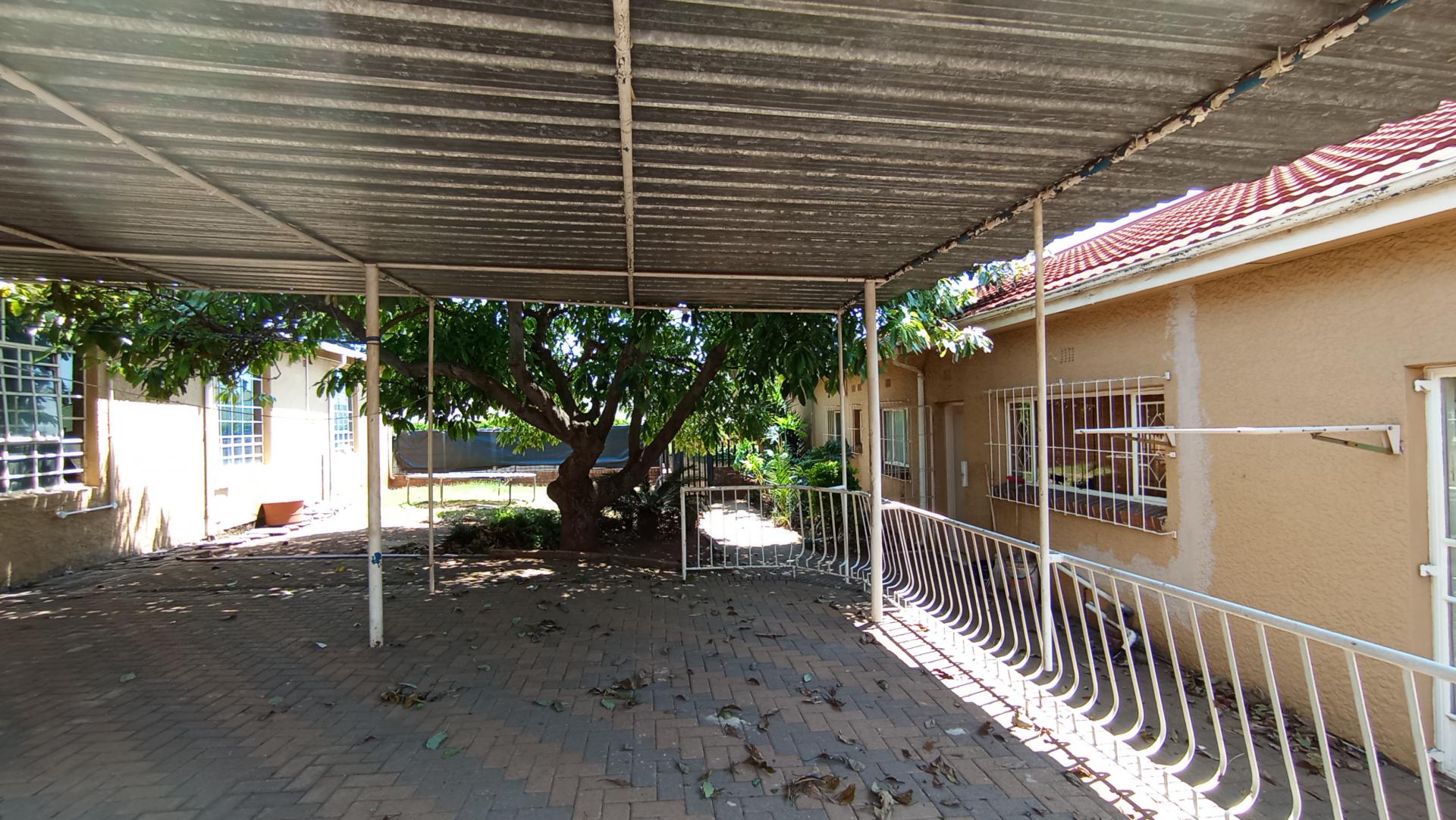 Patio - 42 square meters of property in Florida North