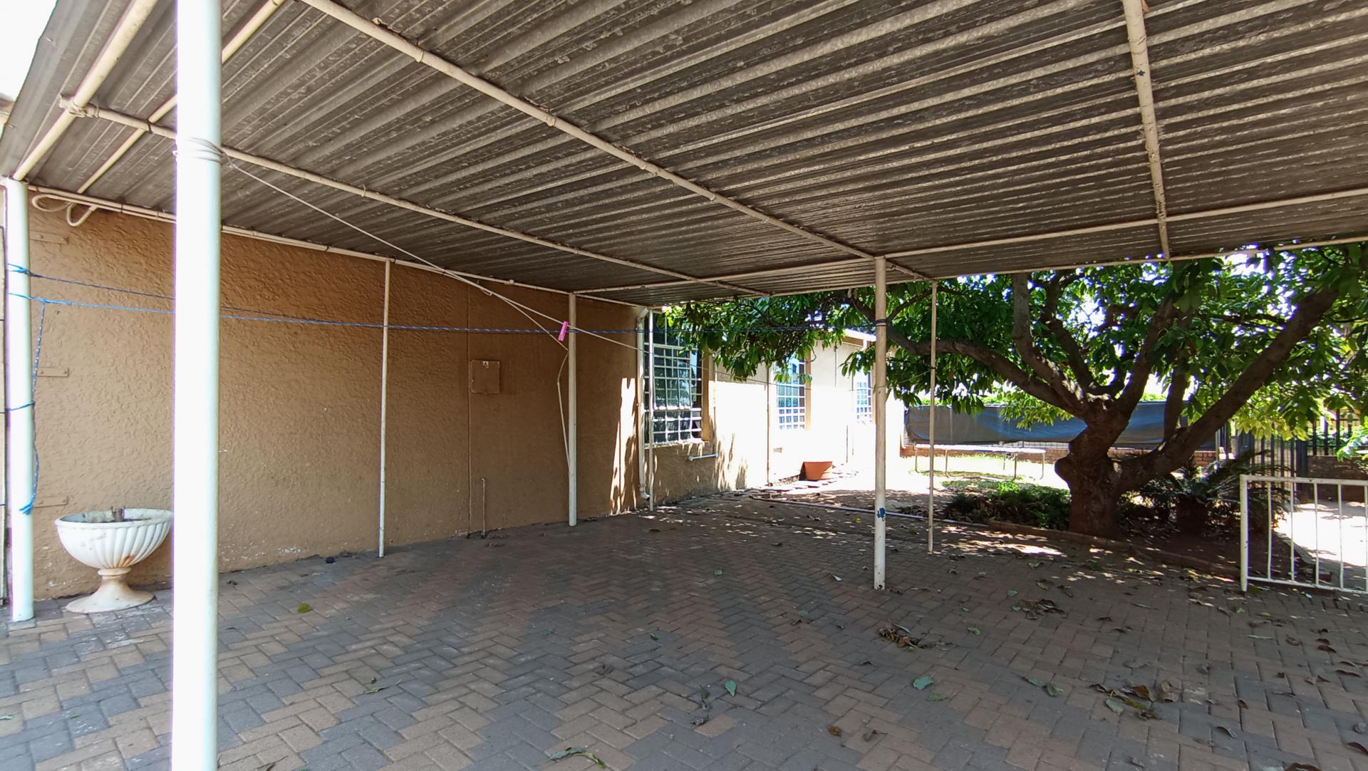 Patio - 42 square meters of property in Florida North