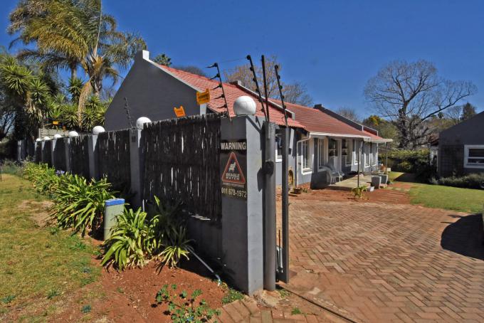3 Bedroom House for Sale For Sale in Weltevreden Park - MR692422