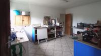 Flatlet - 27 square meters of property in Rooihuiskraal