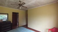 Main Bedroom - 21 square meters of property in Rooihuiskraal