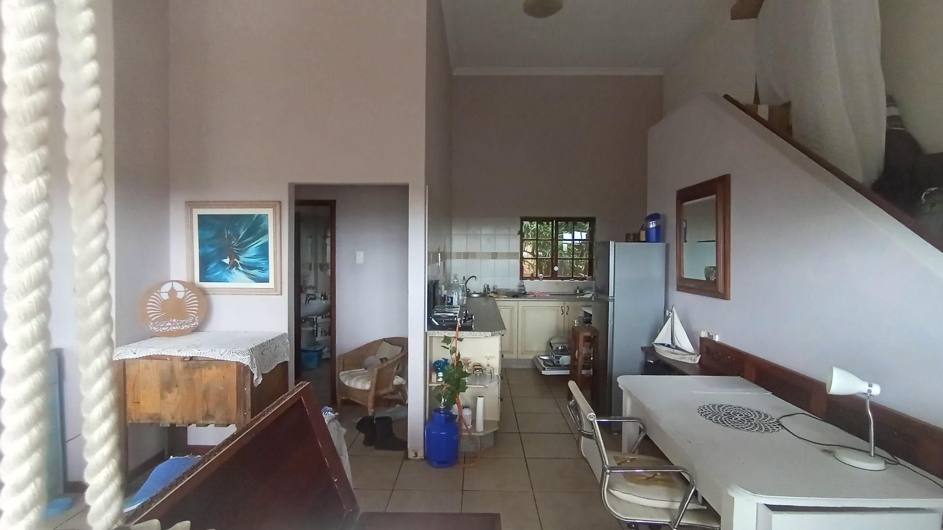 Flatlet - 51 square meters of property in Ballitoville