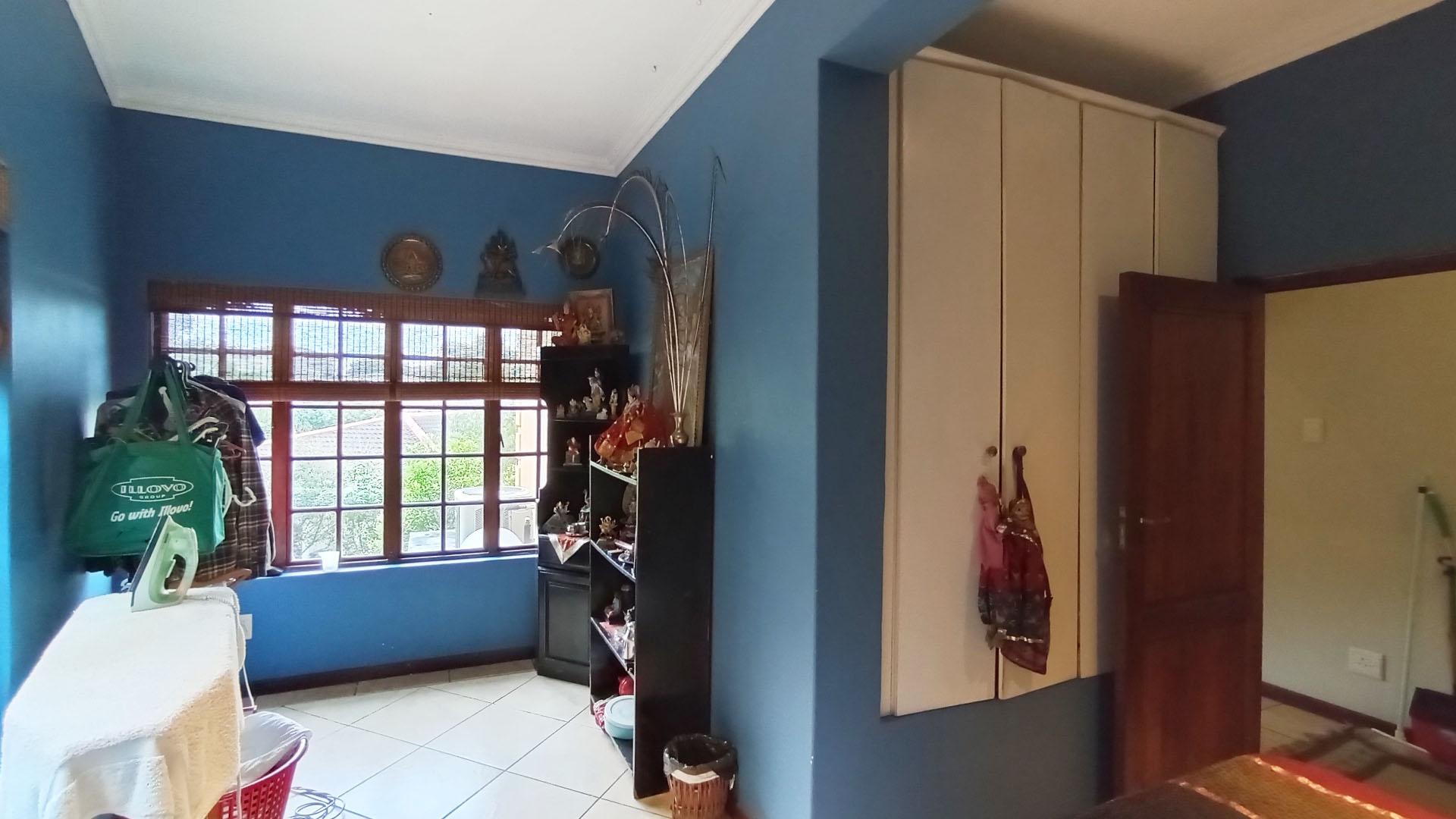 Bed Room 2 - 18 square meters of property in Ballitoville