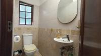 Guest Toilet - 3 square meters of property in Ballitoville
