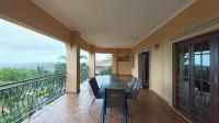 Balcony - 102 square meters of property in Ballitoville