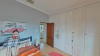 Bed Room 1 - 18 square meters of property in Ballitoville