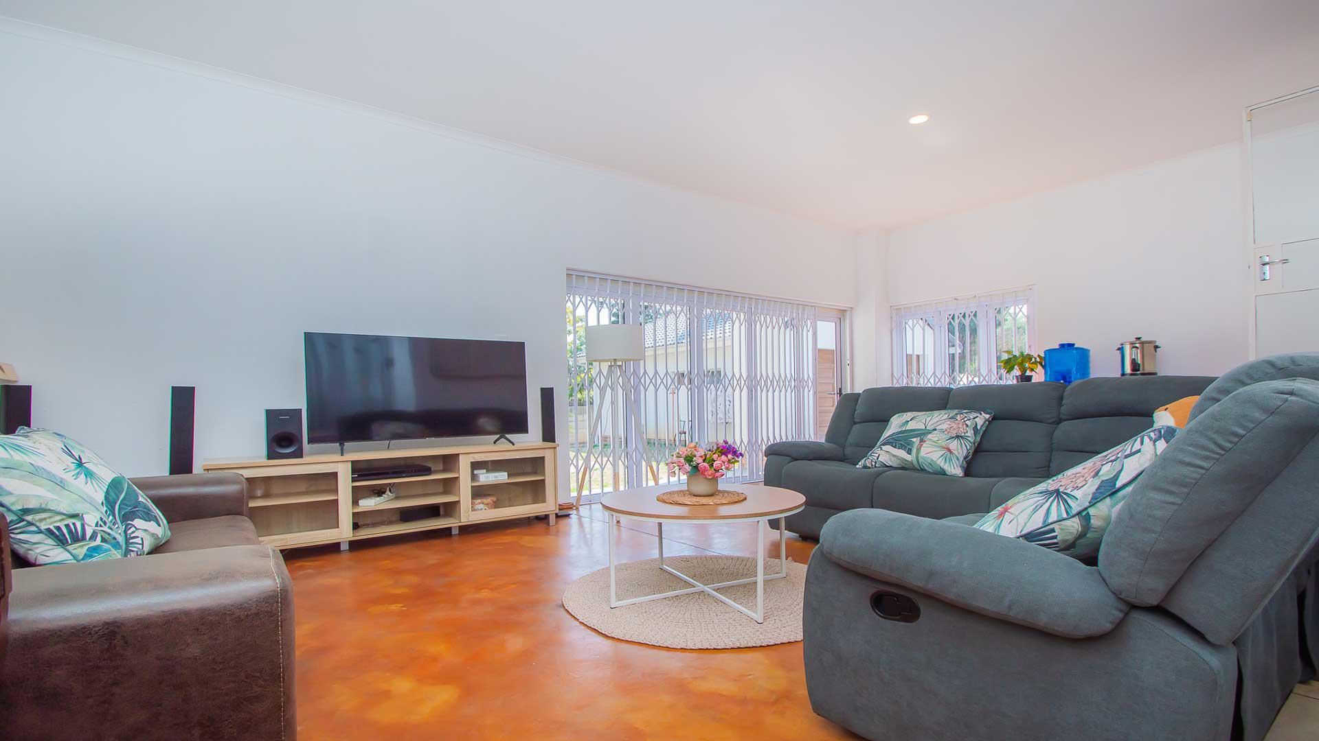 Lounges of property in Wilgeheuwel 