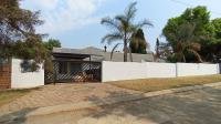 3 Bedroom 2 Bathroom House for Sale for sale in Wilgeheuwel 