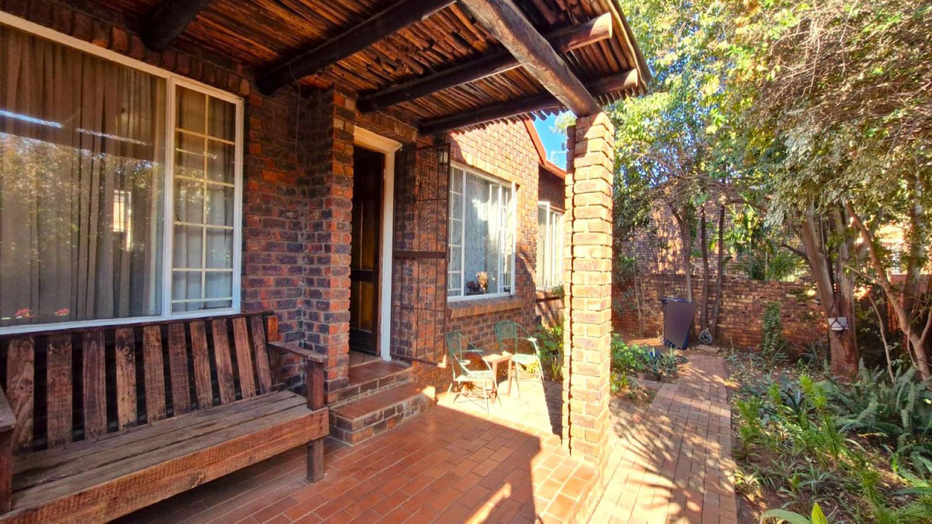 Front View of property in Garsfontein