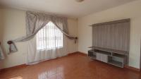 Lounges - 17 square meters of property in Soshanguve
