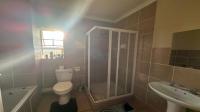 Bathroom 1 of property in Annlin West