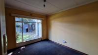 Main Bedroom - 23 square meters of property in Greenhills