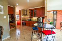  of property in Amberfield Crest
