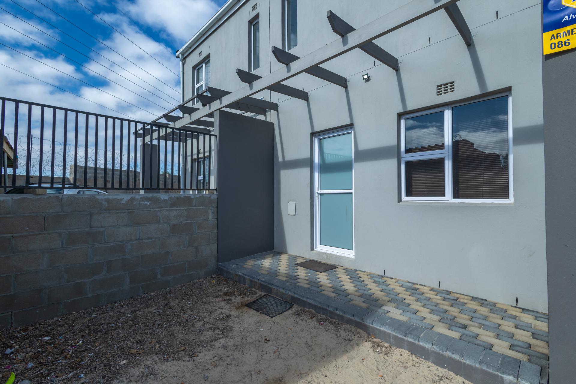  of property in Bardale Village