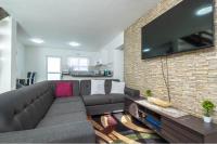 of property in Bardale Village