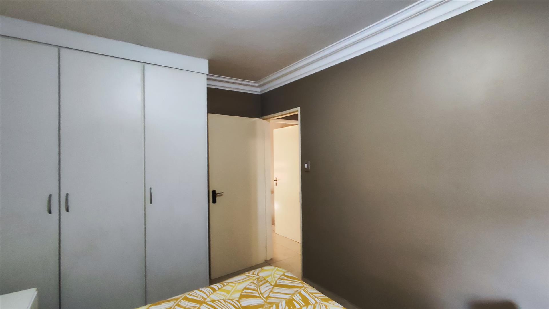 Bed Room 2 - 13 square meters of property in Van Dykpark