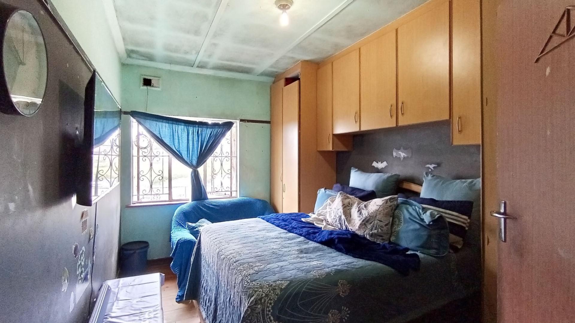 Bed Room 3 - 14 square meters of property in Sea View 