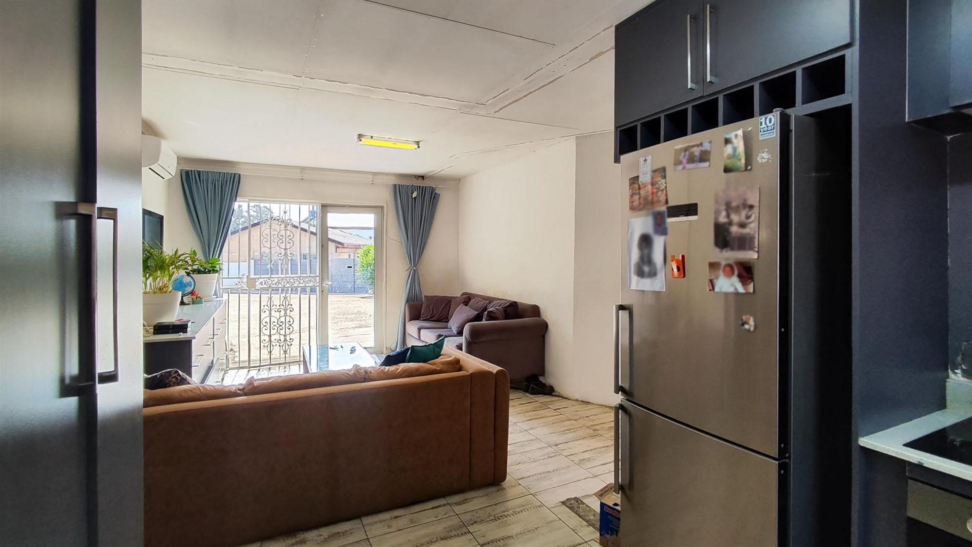 Kitchen - 10 square meters of property in Eastleigh