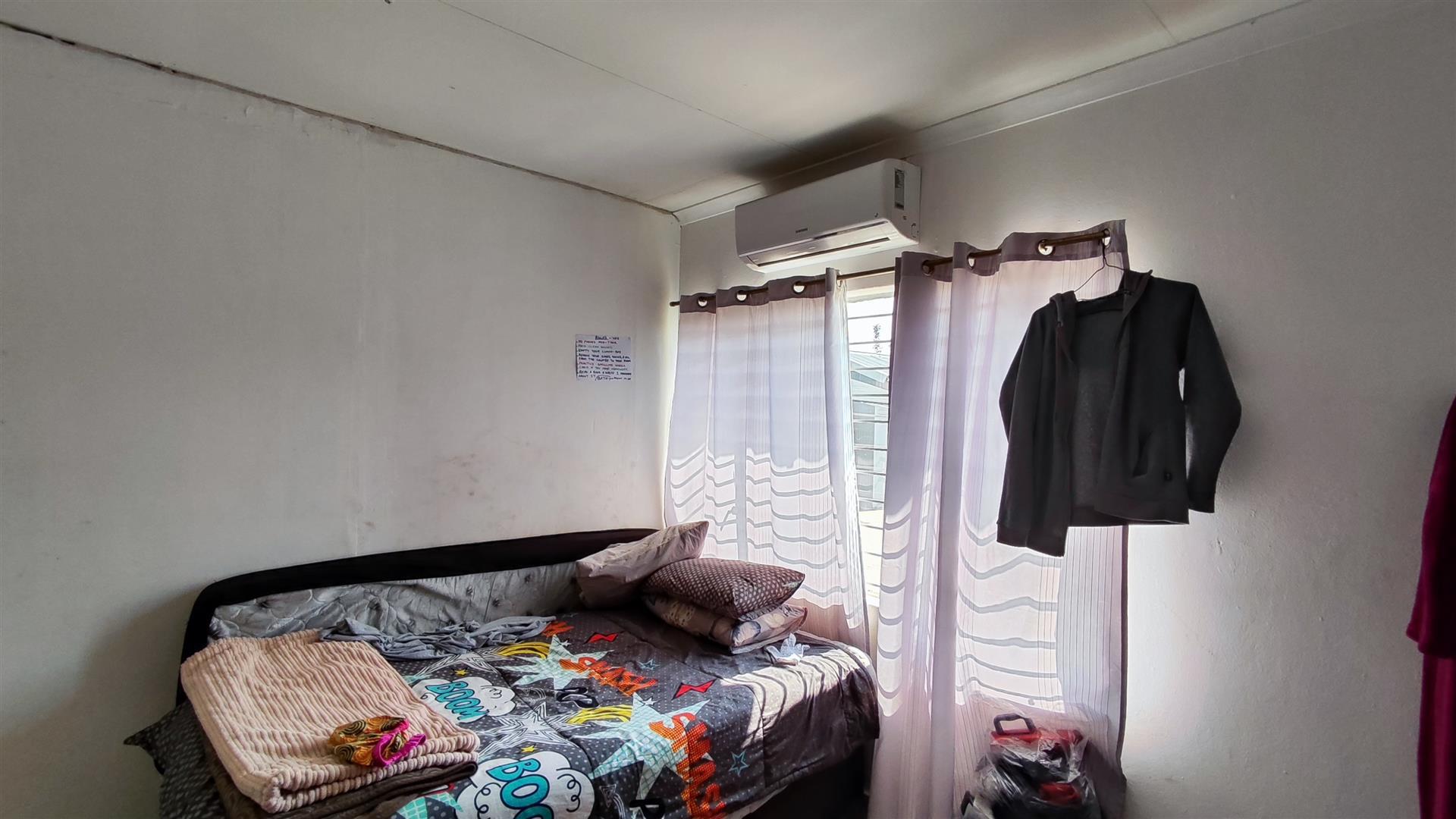 Bed Room 2 - 13 square meters of property in Eastleigh